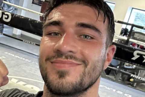 Tommy Fury trains 12 ‘hard rounds’ with brother Tyson but Love Island star is mocked by KSI as..