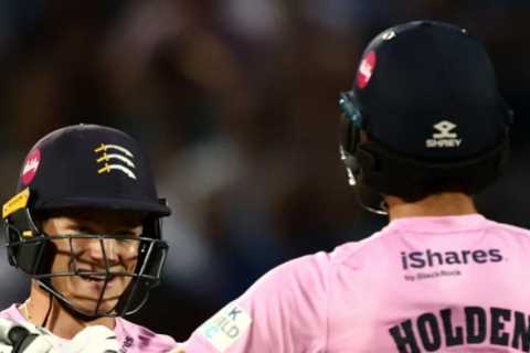 Punters hit bookies for six as Middlesex complete incredible 249/1 comeback with record-breaking..
