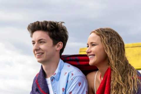 No Hard Feelings review: Clichéd, dreary and often just plain pitiful attempt at a comedy about..