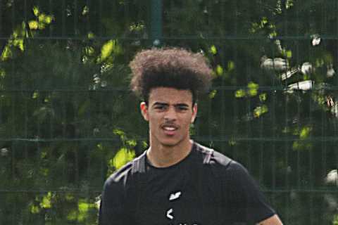 Mason Greenwood looks worlds away from Premier League as he returns to training with private coach..