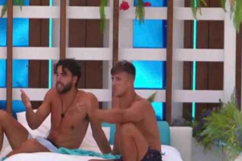 Love Island fans ‘name’ series winner after he defends girl in row over Truth or Dare game