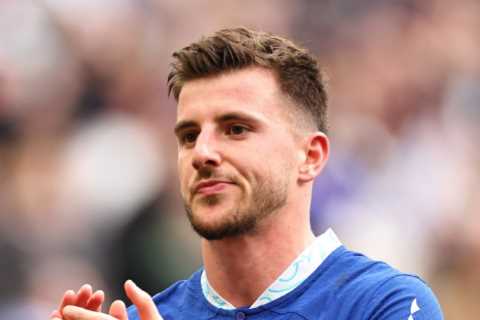 Man Utd transfer chief ‘fuming with Chelsea over Mason Mount talks’ as Todd Boehly names price for..