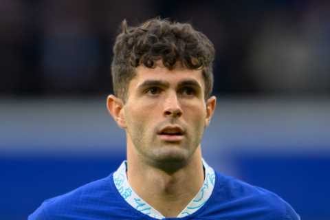 Lyon ‘approach Pulisic over summer transfer’ but talks could see Chelsea outcast end up at another..