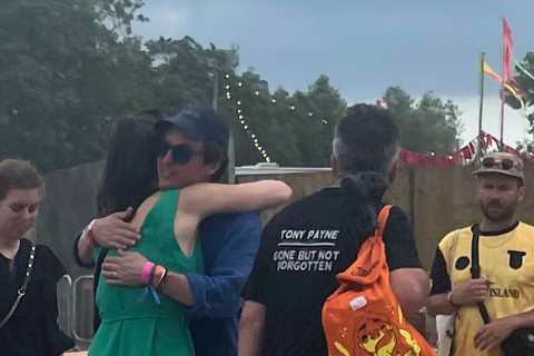 Princess Beatrice spotted embracing pals during day out at final day of Glastonbury