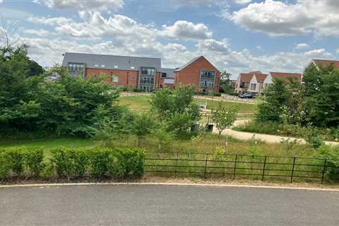 We paid £15,000 more for our newbuild home because of key feature – but we got a disgusting eyesore ..