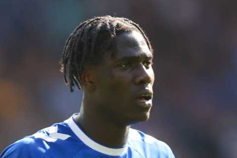 Everton star Amadou Onana linked with £50m transfer switch to Prem rivals who will play in Europe..
