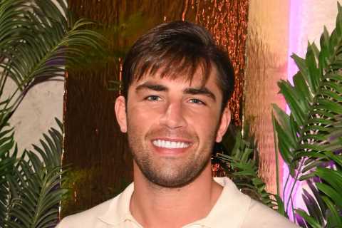 Love Island legend reveals he tried it on with Kady McDermott three times but she ignored him