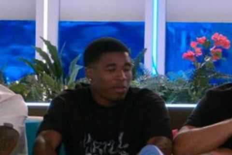 Love Island feud revealed as boy makes shady comment after Molly’s shock dumping – did you spot it?