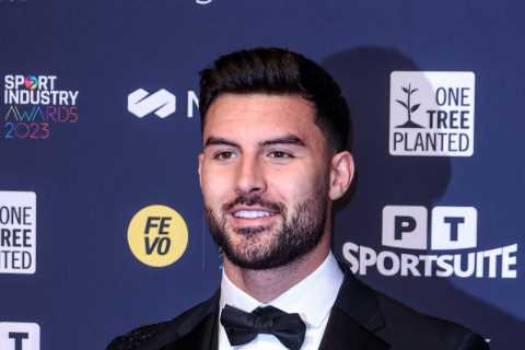 Love Island’s Liam Reardon shares worrying health update and apologises for ‘going quiet’