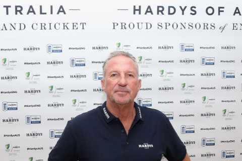 Cricket legend Ian Botham set to rake in £150,000 from mementos including £15,000 for stump from..