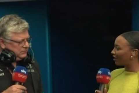 Fans in love with Sky Sports F1 presenter Naomi Schiff’s figure-hugging dress as stunned fans gasp..