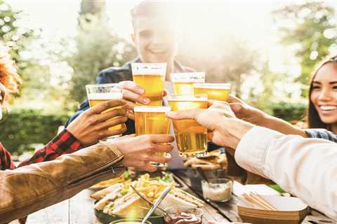 Major change to Brits’ boozing habits revealed as alcohol sales plummet