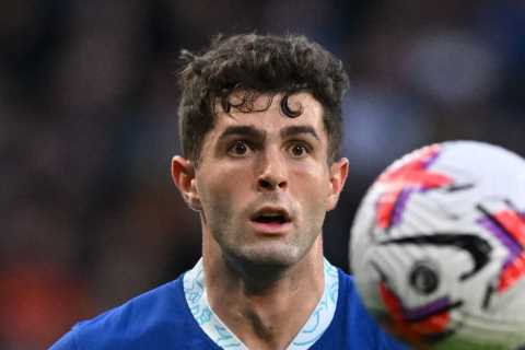 Chelsea ace Christian Pulisic desperate to join AC Milan but Serie A giants offer £8m LESS than..