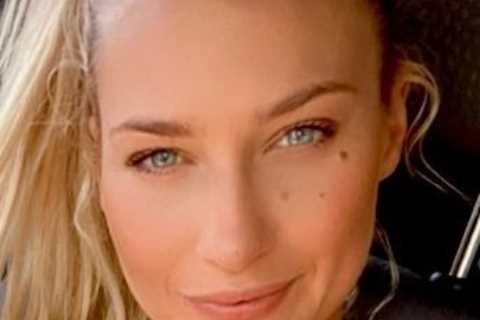 Ebanie Bridges asks her fans whether they prefer ‘bikinis or lingerie’ as she teases them in..