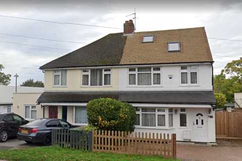 We paid our neighbour £53k to build a gym in our yard but now we’re having to knock it down – we’re ..