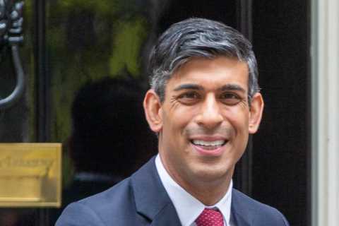 Tory MPs calling for Rishi Sunak to revive radical blueprint to cut immigration