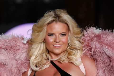 Fans left in awe of ‘furiously sexy angel’ Apollonia Llewellyn as busty ring girl stuns in..