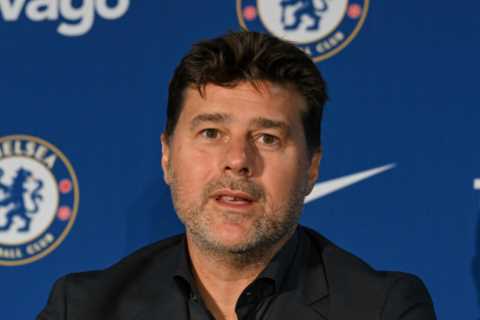 Chelsea boss Mauricio Pochettino wants to help forgotten star Dele Alli after spectacular fall from ..