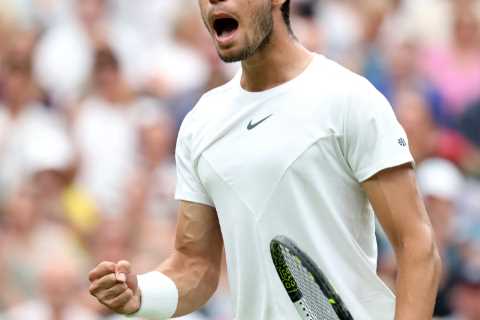 Carlos Alcaraz survives Centre Court scare as No1 seed moves step closer to Wimbledon final..