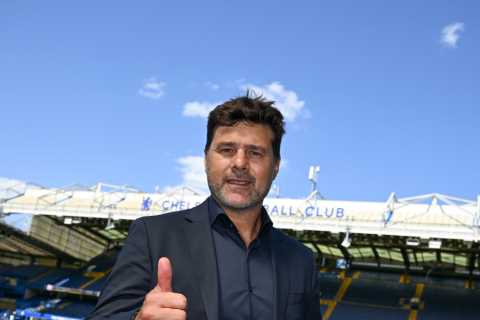 Maurico Pochettino tells Chelsea’s big-money buys to show they can ‘cope with the pressure’ as he..