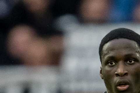 Former Man Utd transfer target set for loan move to Premier League new-boys Burnley with medical..