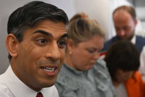 Rishi hails minor drop in small boat arrivals compared to last year – just as crossings hit new..