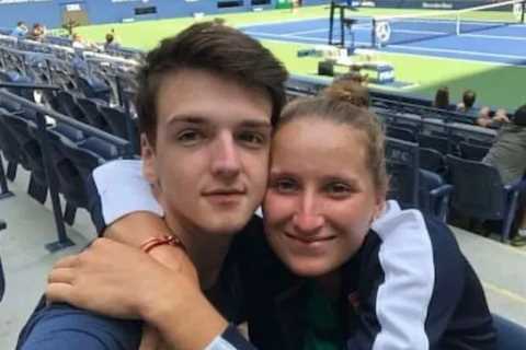 Who is Marketa Vondrousova’s husband, Stepan Simek?