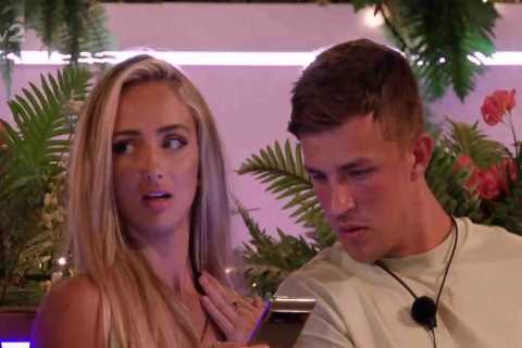 Mitch is a ‘walking red flag’ claim Love Island fans as they slam his ‘manipulative’ behaviour on..