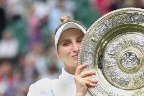 Wimbledon’s unlikely champion Marketa Vondrousova wins bet her coach might regret forever after £2..