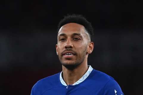 Aubameyang to be offered Chelsea transfer escape route after Pochettino delayed him from joining..