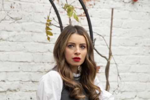 Who is Daisy Midgeley’s mum in Coronation Street?