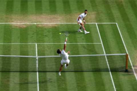 Embarrassed fan left ‘blushing’ at Wimbledon final as BBC commentator laughs ‘he’s been so had..