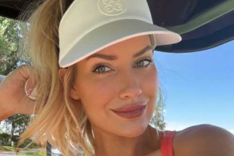 Paige Spiranac shows off major cleavage in close-up selfie as she stuns in low-cut top as The Open..