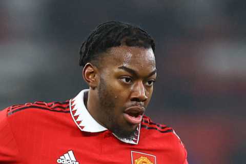 Anthony Elanga ‘REJECTS transfer to Premier League rivals’ despite falling down pecking order at..