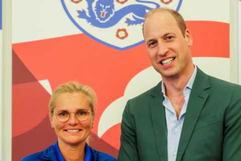 Fans send cheeky plea to Prince William after royal fan posts good luck message to England ahead of ..