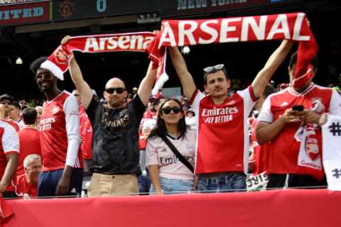 Arsenal and Man Utd fans absolutely baffled as they discover very bizarre rule change minutes..