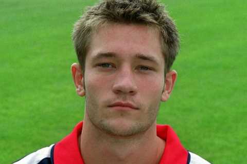 I’m a former Premier League star who won a trophy at Arsenal but I retired to become a model and..