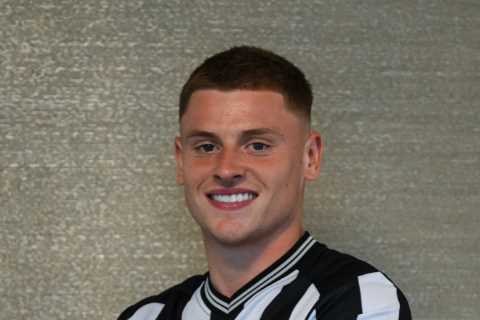 Harvey Barnes makes immediate Premier League return as he COMPLETES transfer to Newcastle after..