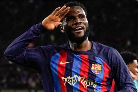 Tottenham handed huge transfer boost as Barcelona ‘prefer to sell star midfielder to Premier..