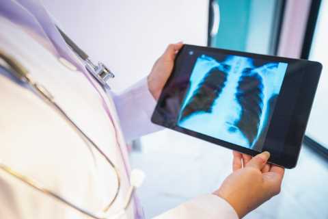 Tiny new robot travels deep into the lungs to ‘detect and treat first signs of cancer’