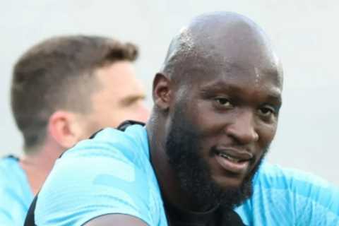 Chelsea ‘REJECT loan transfer offer from Juventus’ for Romelu Lukaku as Blues reveal fee wanted for ..