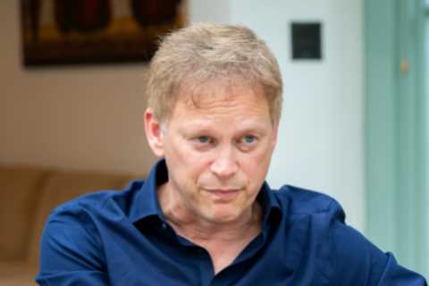 Grant Shapps reveals he and his entire family have been hit by the de-banking scandal
