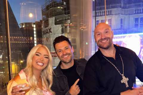 Tyson Fury, wife Paris and brother Tommy party with Mark Wright as boxing champ dazzles in glittery ..