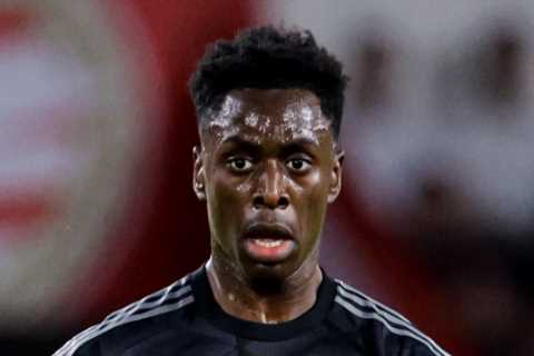 Arsenal forgotten man dubbed ‘new Yaya Toure’ lined up for Premier League loan transfer as club..