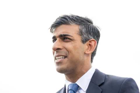 Brits should be able to fly abroad for holidays while still going green, says Rishi Sunak