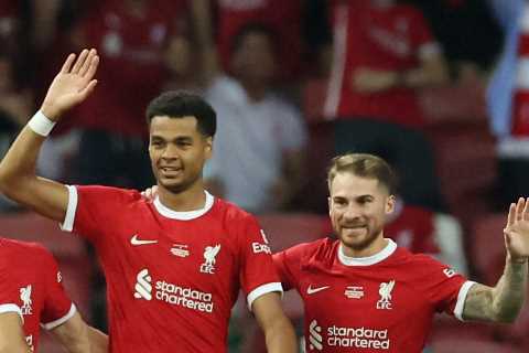 Eagle-eyed fans spot something very wrong with Dominik Szoboszlai’s kit in Liverpool’s Bayern loss..