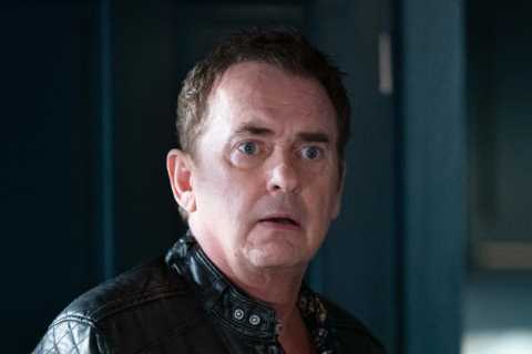 Alfie Moon gets huge news as he’s rushed to hospital in EastEnders