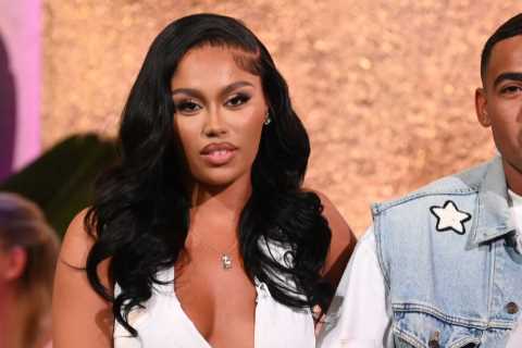 Love Island finalists brutally snub Molly Marsh as Ella Thomas makes revealing admission during..