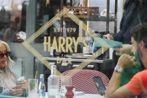 Love Island winners Jess and Sammy appear distant a week after final as they spend awkward lunch..