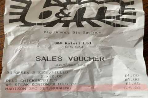B&amp;M Shoppers rush to buy three-piece garden set scanning at tills for £25 instead of £200